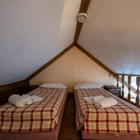 Locazione Turistica La Piazza Comfort-2 Daire